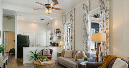 Stylish Downtown Home Near LSU & River Center