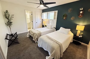 2 Schlafzimmer, Bügeleisen/Bügelbrett, kostenloses WLAN, Bettwäsche