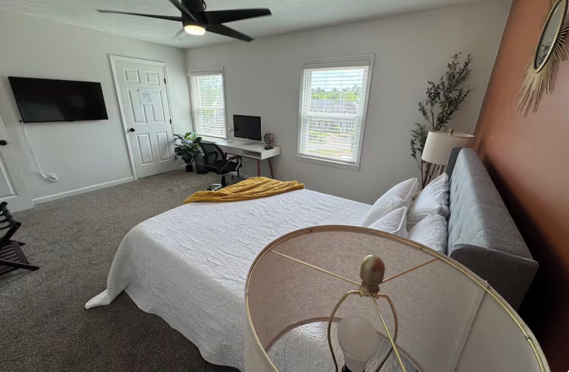2 bedrooms, iron/ironing board, free WiFi, bed sheets