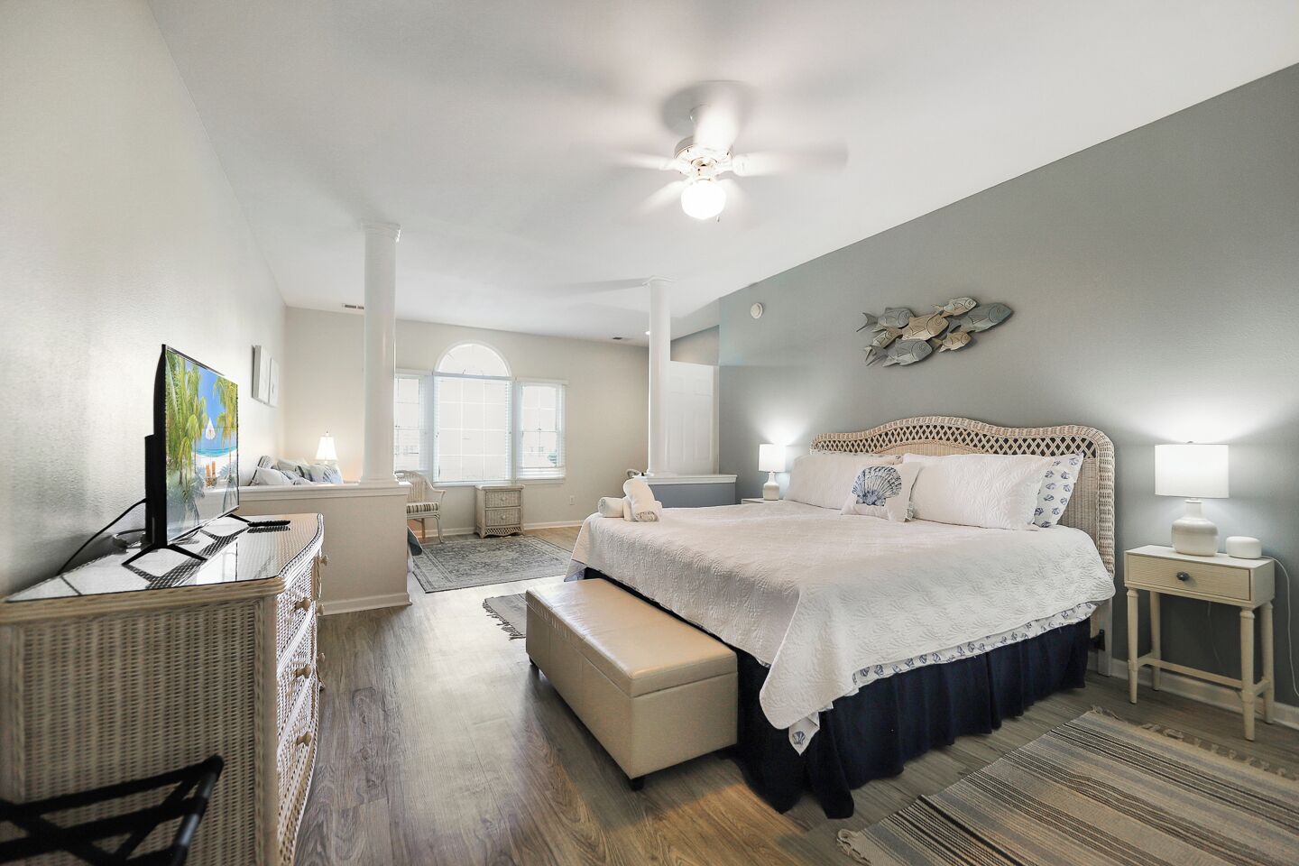 2 bedrooms, travel crib, WiFi, bed sheets