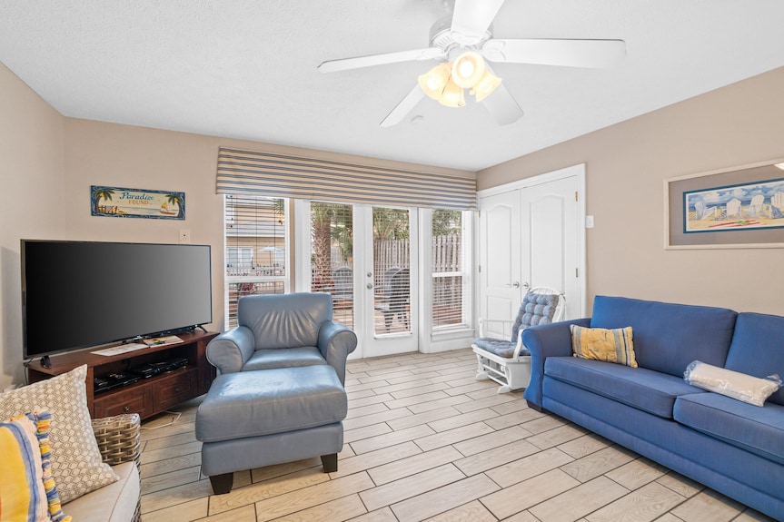 Family-friendly, Pool! Summer Deals!! Free Activities - Workspace! Winter '26 $2700/mo - Panama City, FL