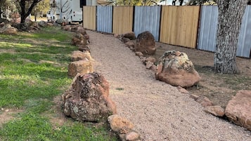 Enceinte de lâhĂ©bergement