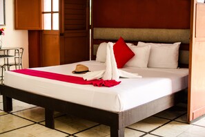 City Triple Room, Resort View