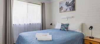 2 Bedroom Double Chalet Emu Beach