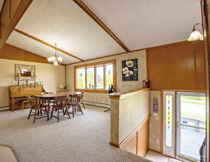 Interior - Hazel House steps from Boat Launch (Saint Ignace)