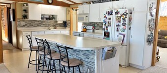 Hazel House steps from Boat Launch