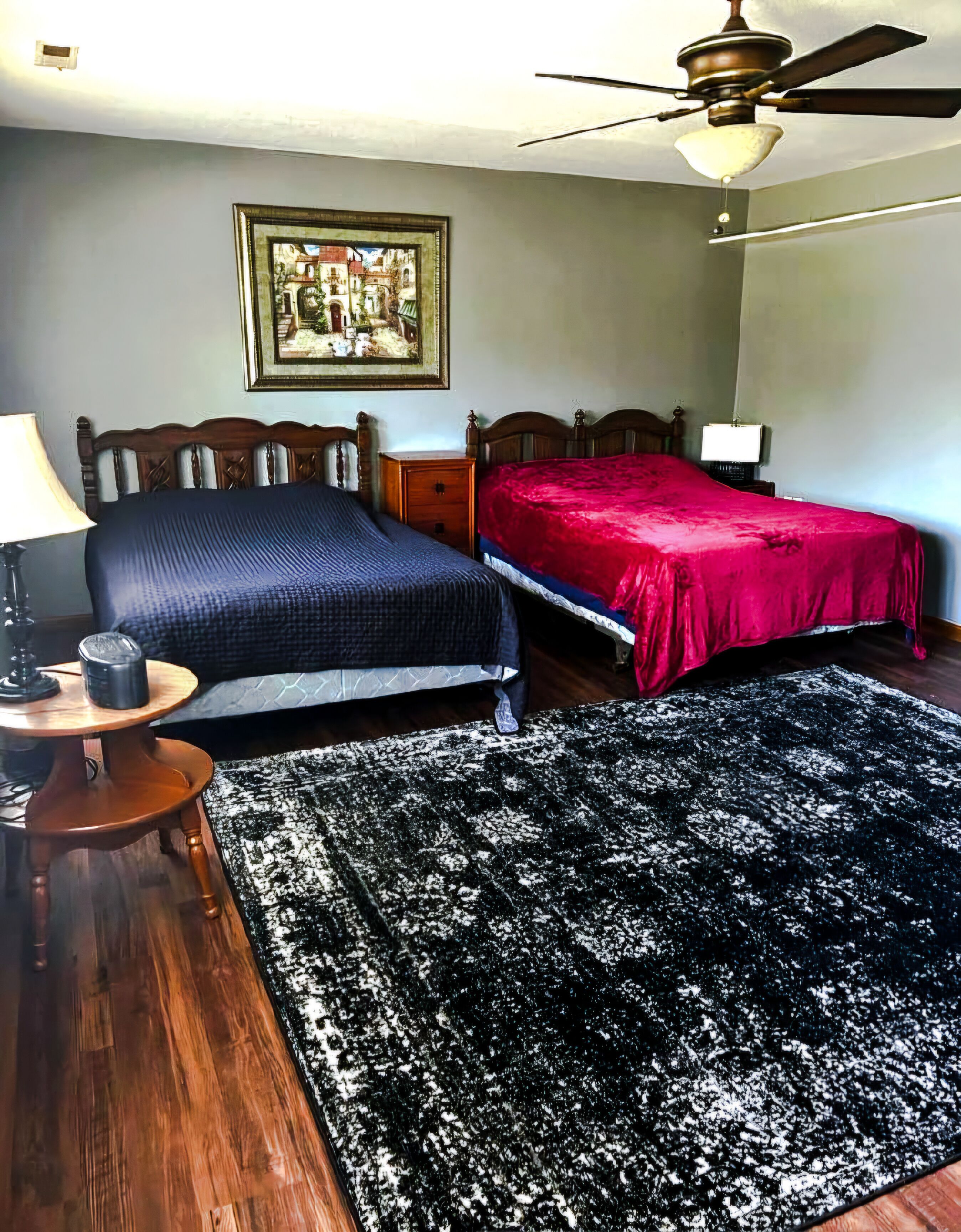 2 bedrooms, desk, iron/ironing board, free WiFi