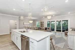 Interior - Beautiful Villa in Lost Key | EV Charger | Screened Balcony | Private Beach Club | Pools | Free Golf (Pensacola)