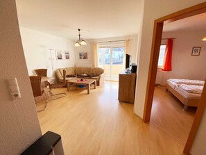 2 Schlafzimmer, Reisekinderbett, WLAN