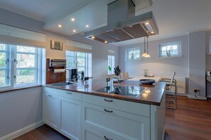 Fridge, microwave, oven, dishwasher - House Edda, Germany (Wyk auf Föhr)