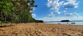 Riverfront Caravan seconds from Bonnechere Provincial Park
