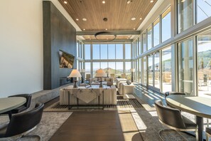Interior - Slopeside Luxury at Apex, Ski-in/out, 4 King Suites, Private Hot Tub, Clubhouse with Pool and Gym (Park City)