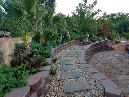 The Queen's Respite (B) 2 bedrooms, 1 bathroom