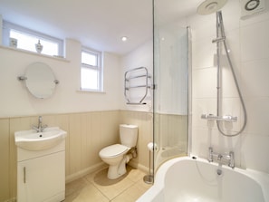 Bathtub, hair dryer