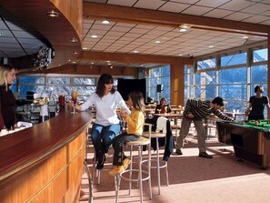 Bar (en la propiedad)