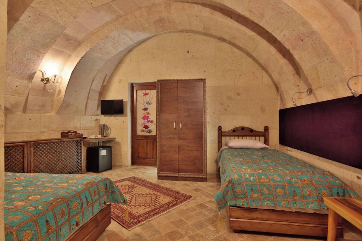 Sábanas italianas Frette, ropa de cama de alta calidad y minibar