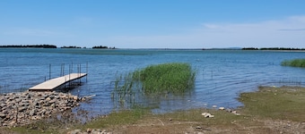 Manitoulin Waterfront Cottage for weekly and 2 week Rentals.