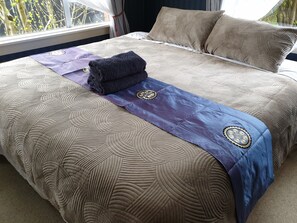 3 Schlafzimmer, Schreibtisch, Bügeleisen/Bügelbrett, kostenloses WLAN