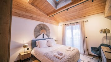 4 chambres, fer et planche à repasser, lit parapluie, Wi-Fi gratuit