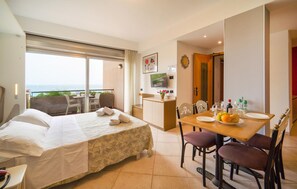 1 bedroom, bed sheets - Gorgeous apartment in Mondello Addaura (Mondello Addaura)