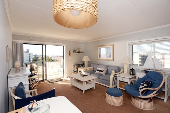 Fireplace, DVD player - Ocean block, one bedroom condo with coastal decor and a beautiful side view of the ocean! (Ocean City)