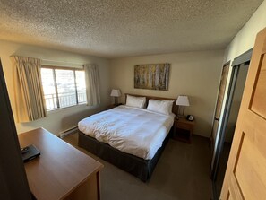 2 habitaciones, wifi gratis y ropa de cama 