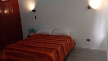 4 bedrooms, free WiFi