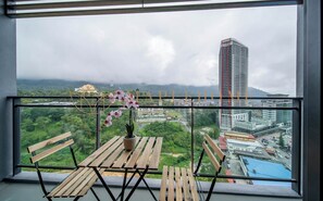 Blackout curtains, iron/ironing board, free WiFi, bed sheets - Vista Premier Suites Genting Highlands (Genting Highlands)