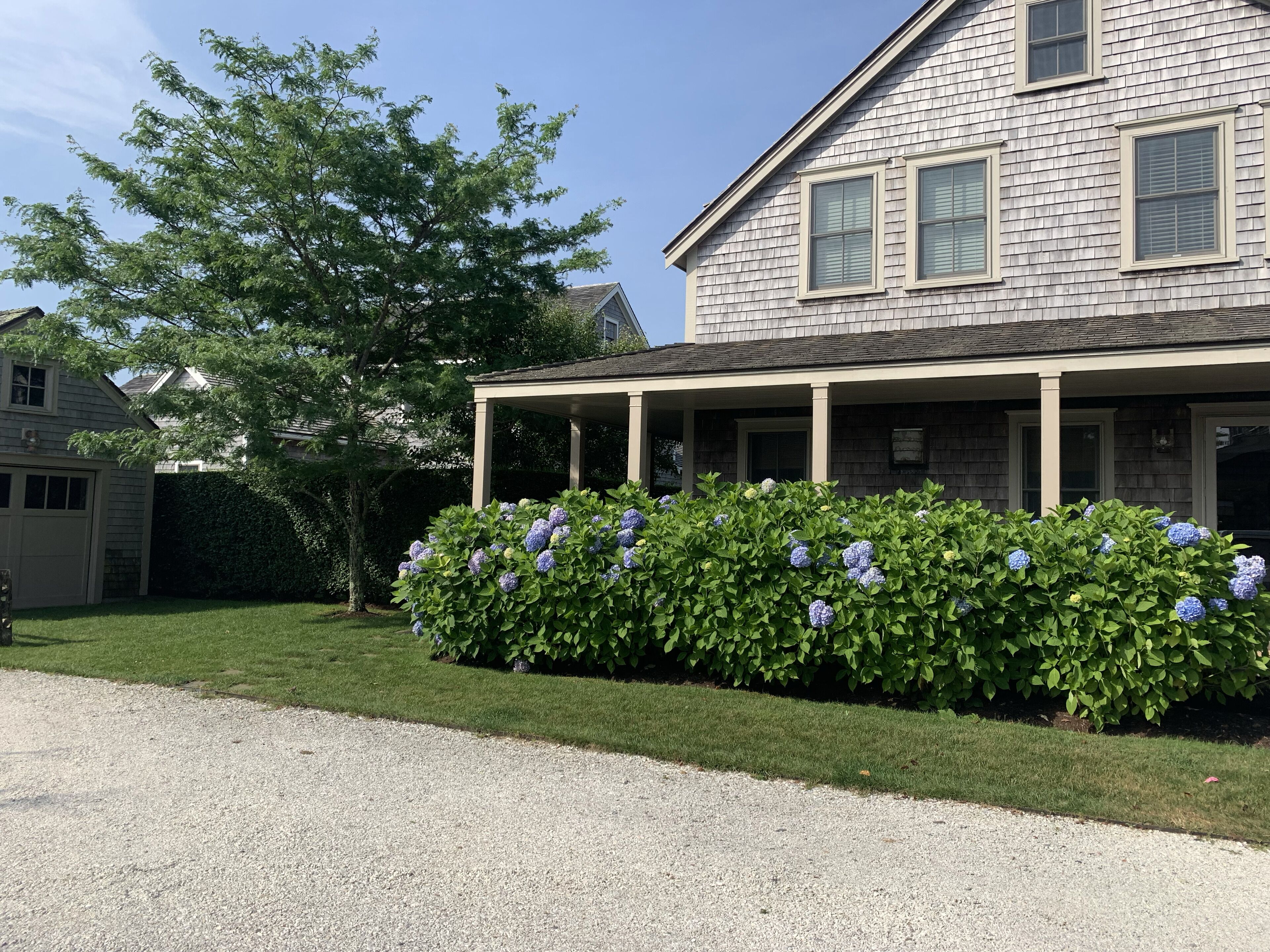 Immaculate Surfside 4 BR/ BA Home with Private Pool and Tennis in Beach Plum