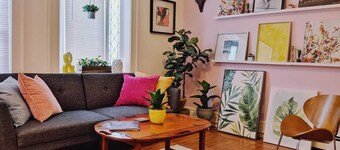 Vibrant apartment in the heart of Elmwood Village