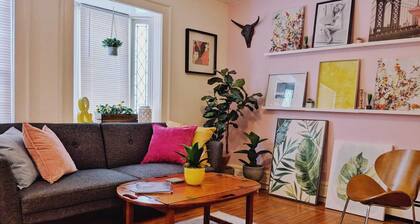 Vibrant apartment in the heart of Elmwood Village