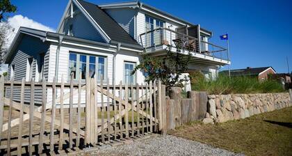 Backbord am Fehmarnsund, Meerblick, Strand vor der Tür