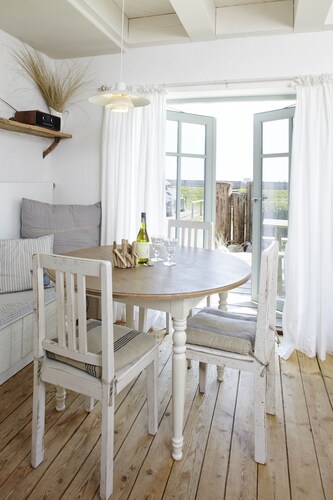 Strandhaus-Fehmarn, starboard, sea view and beach on the doorstep