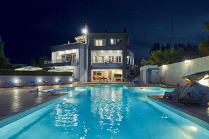 Piscina externa