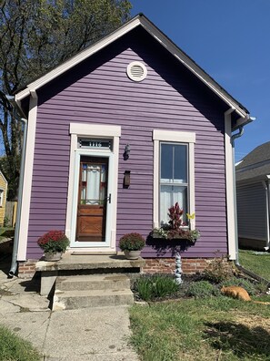 Exterior detail - 1870's Bungalow located in Fountain Square close to all Indy attractions. (Indianapolis)