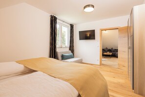 3 chambres, lit parapluie, Wi-Fi gratuit, draps fournis