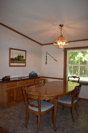 Dining - Lakeside Getaway in the Nicolet National Forest on Beautiful Butternut Lake (Three Lakes)