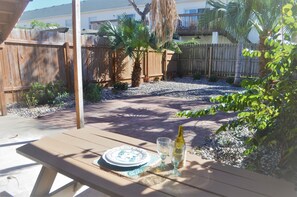 Terrace/patio - Bohemian Beach Bungalow walking distance to the beach. (South Padre Island)