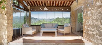 Villa Lourmarin with swimming pool