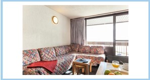 Living area - Tignes Val Claret 2 apartments with swimming pool and panoramic view (Tignes)