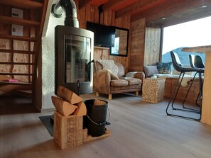 TV connectée, cheminée