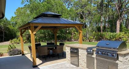 Suite Dreams Guesthouse aka Care Takeover Home