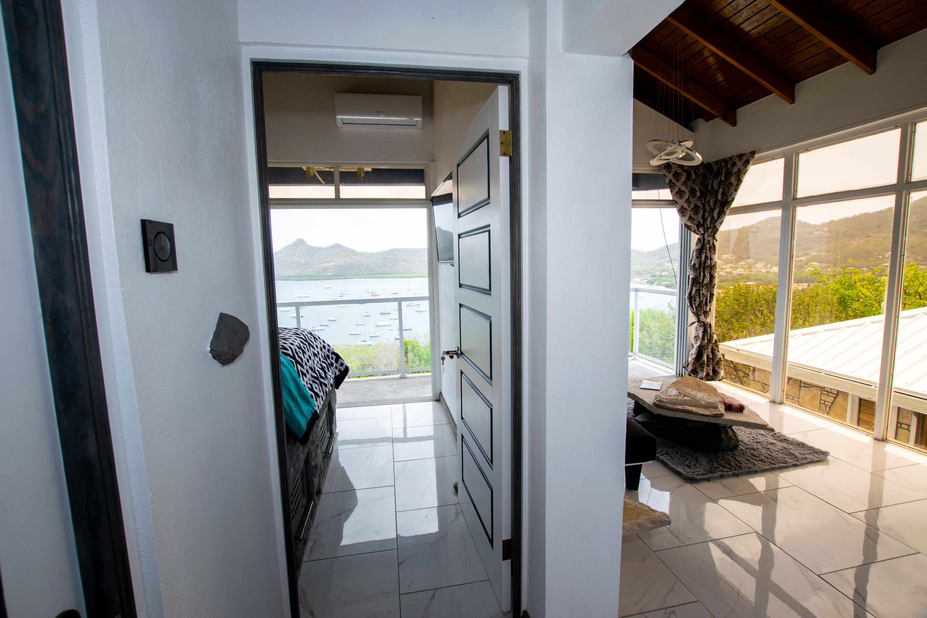 2 bedrooms, in-room safe, iron/ironing board, free WiFi