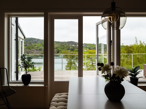 Exclusive house with private boathouse