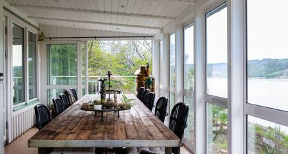 Exclusive house with private boathouse