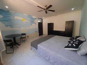 4 bedrooms, free WiFi, bed sheets, wheelchair access