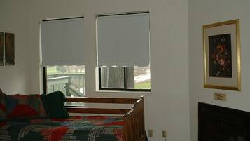 Standard Room | Individually decorated, individually furnished, iron/ironing board