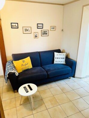 TV, books - "Stopover 7 (Cayeux-sur-Mer)