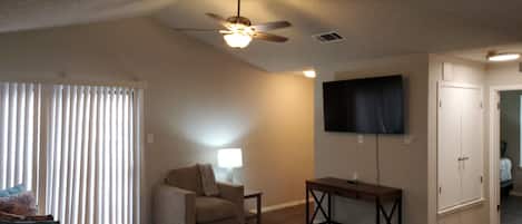 Smart TV, books