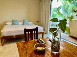 أسرّة تيمبور بديك وستائر تعتيم ومكو اة/لوح كي وواي فاي مجانًا